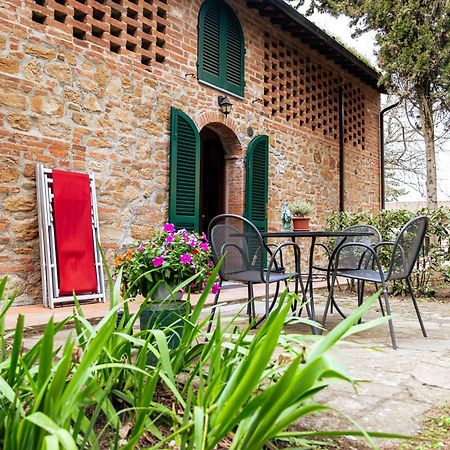 モンタイオーネ Borgo Il Poggio Agritourismoヴィラ エクステリア 写真