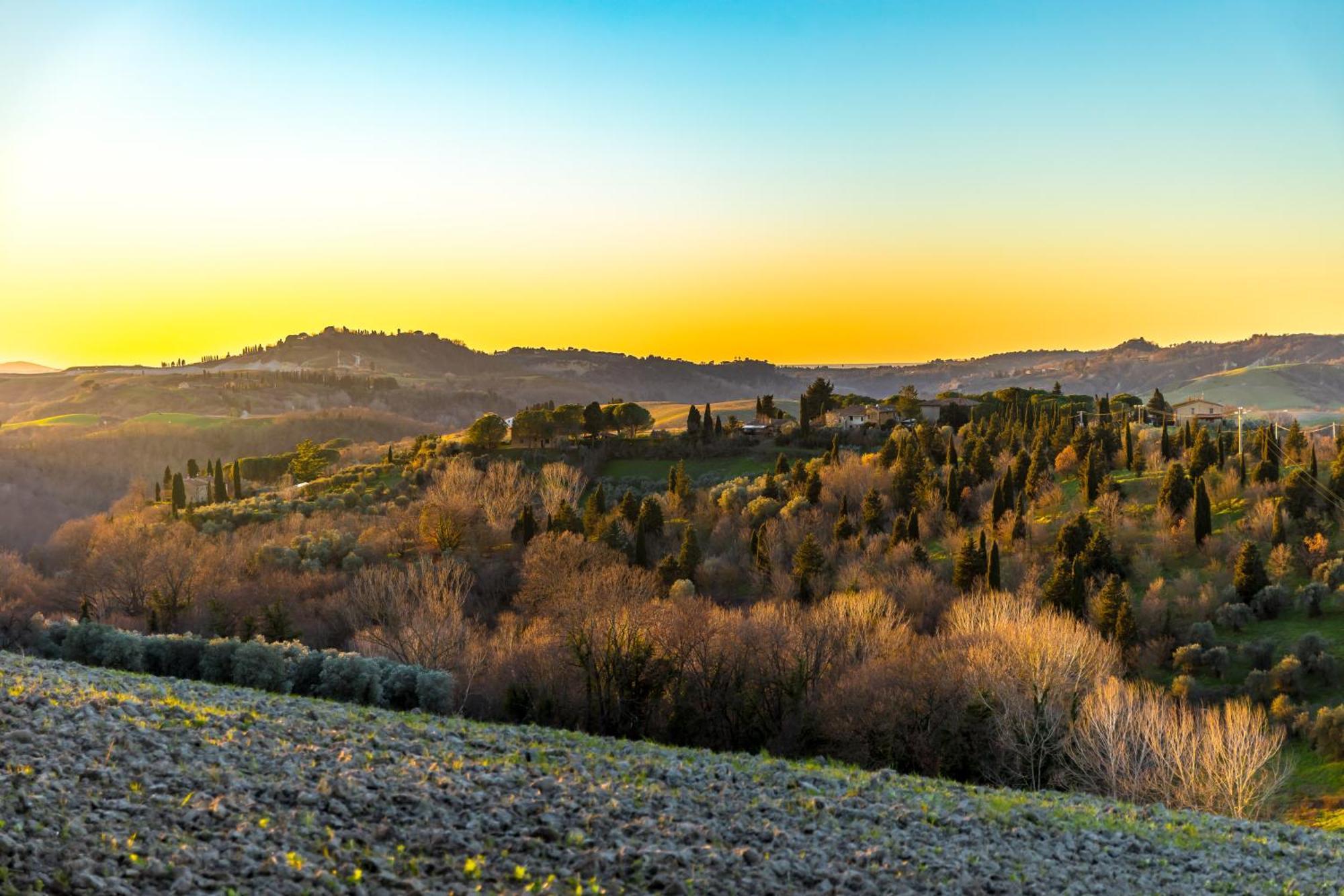 モンタイオーネ Borgo Il Poggio Agritourismoヴィラ エクステリア 写真