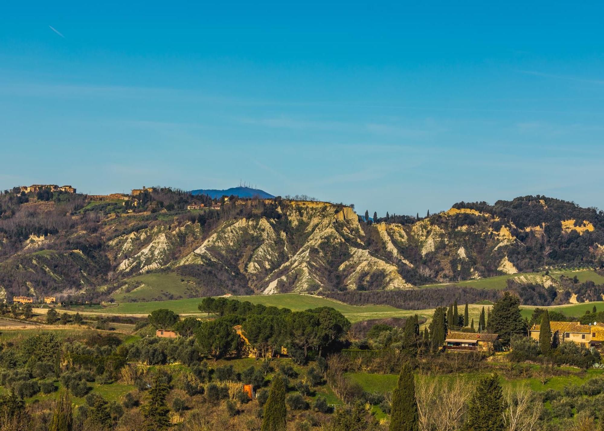 モンタイオーネ Borgo Il Poggio Agritourismoヴィラ エクステリア 写真