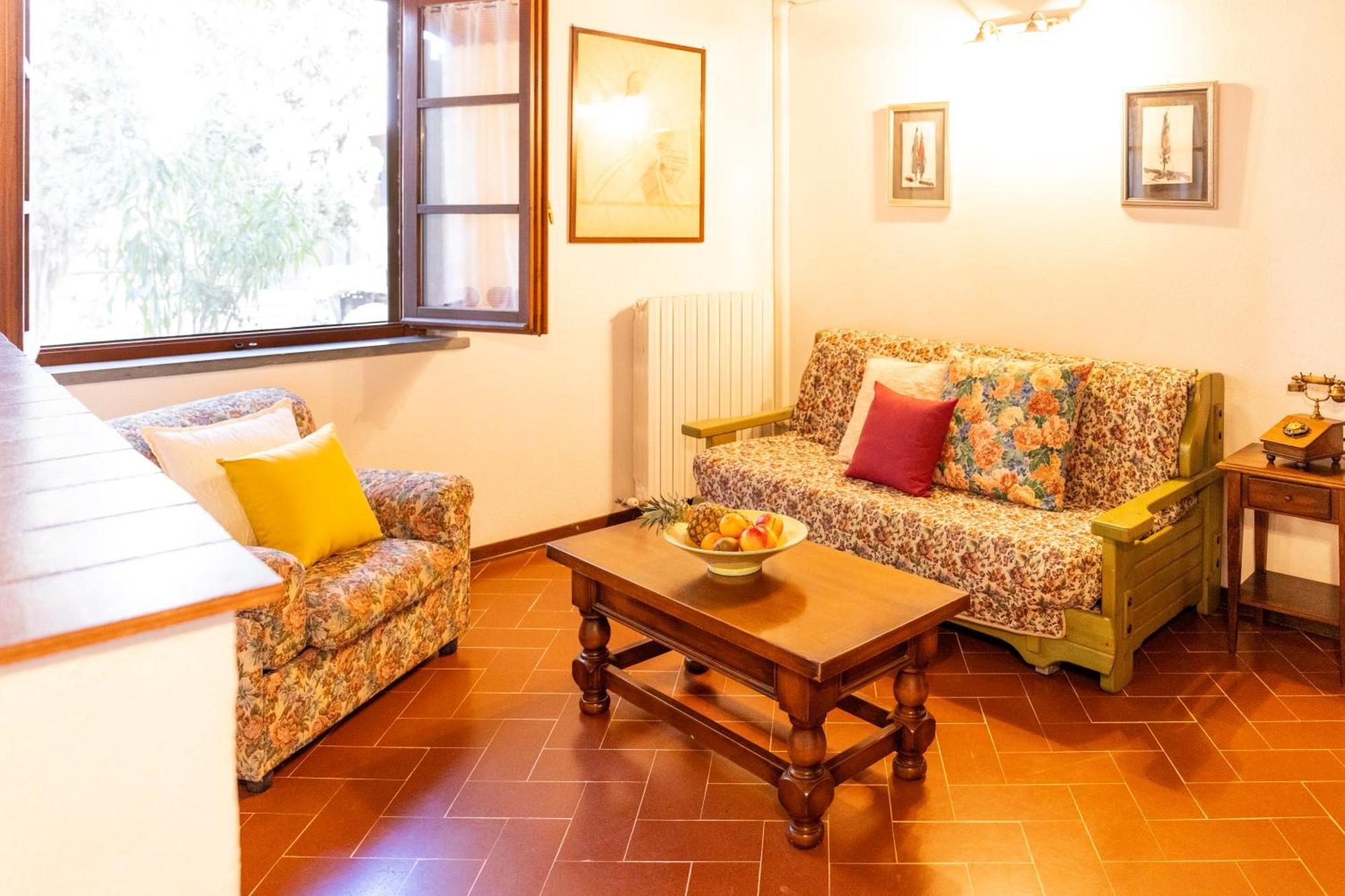モンタイオーネ Borgo Il Poggio Agritourismoヴィラ エクステリア 写真