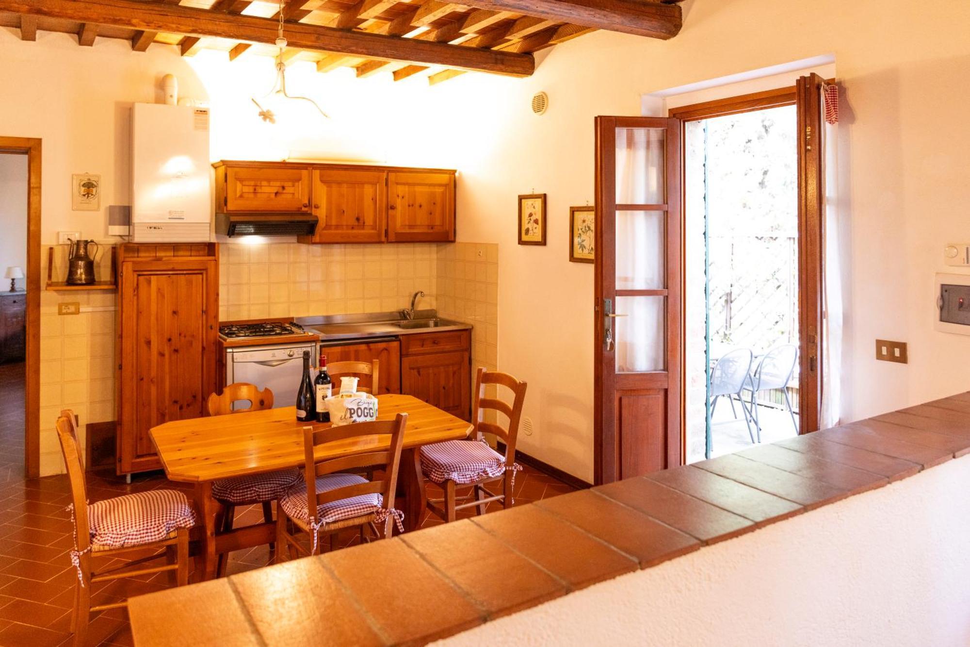 モンタイオーネ Borgo Il Poggio Agritourismoヴィラ エクステリア 写真