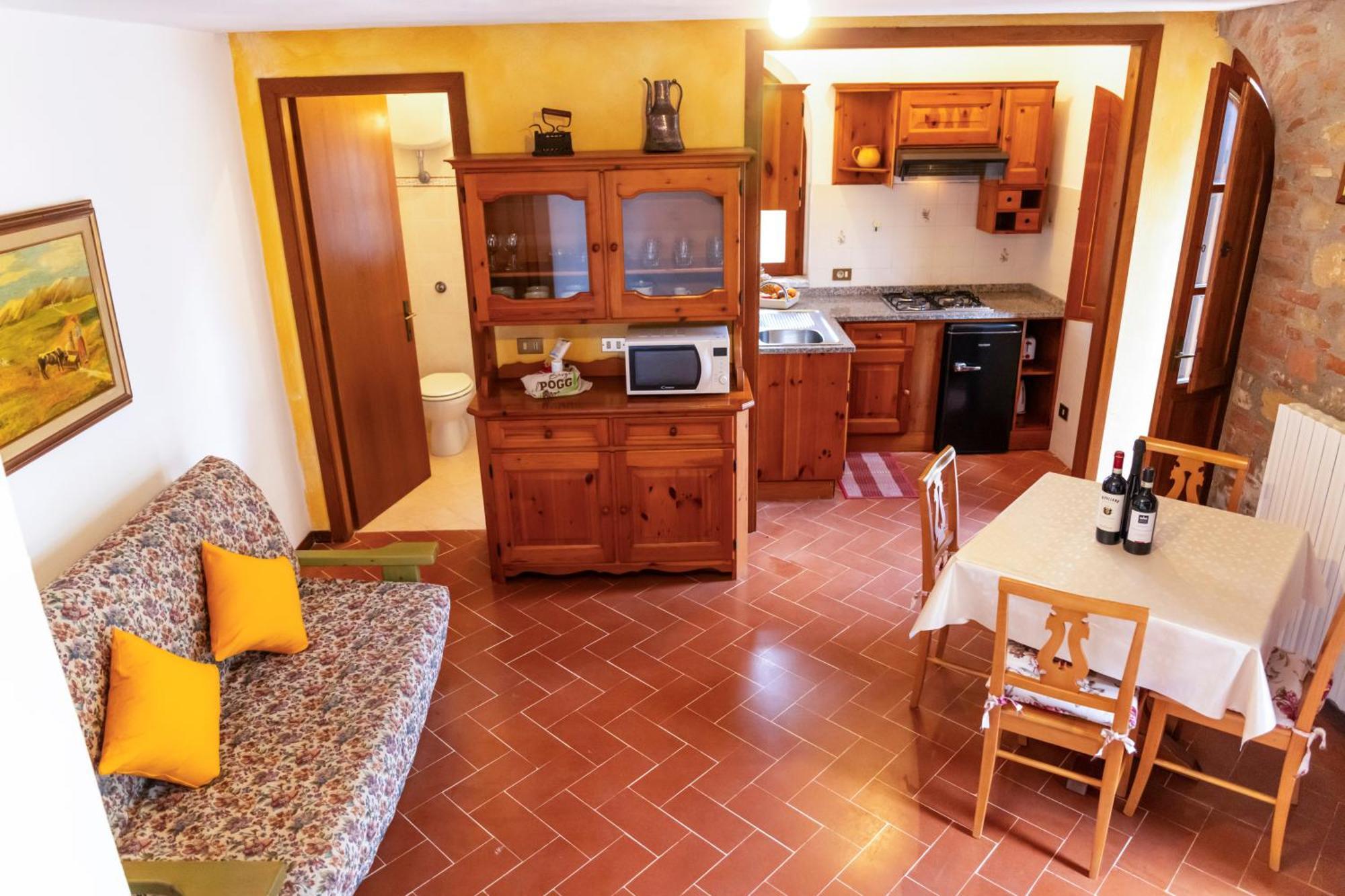 モンタイオーネ Borgo Il Poggio Agritourismoヴィラ エクステリア 写真