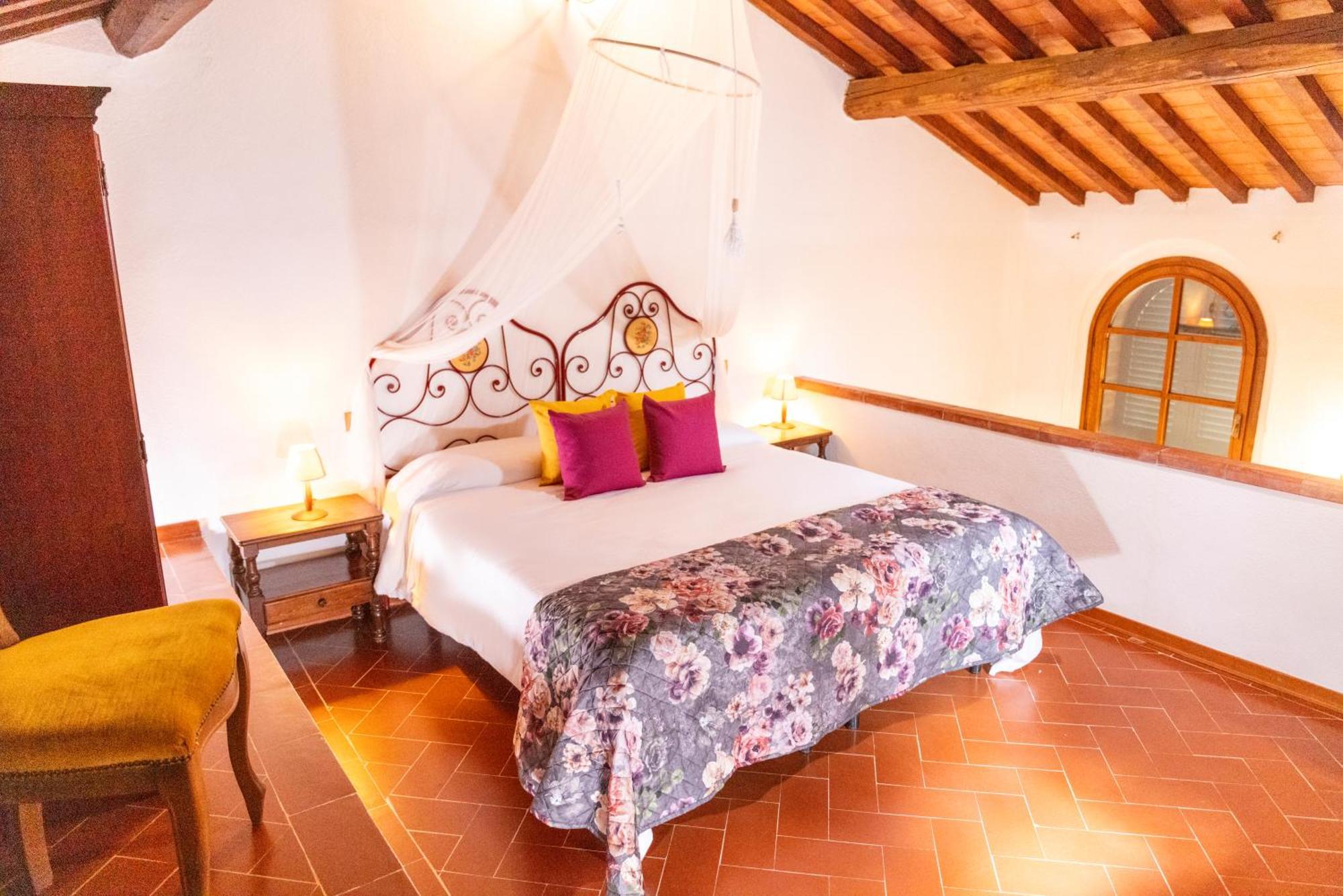 モンタイオーネ Borgo Il Poggio Agritourismoヴィラ エクステリア 写真